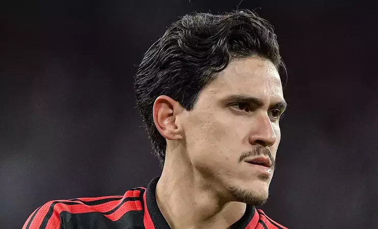 Pedro recebe proposta do Trabzonspor que pode multiplicar salário no Flamengo