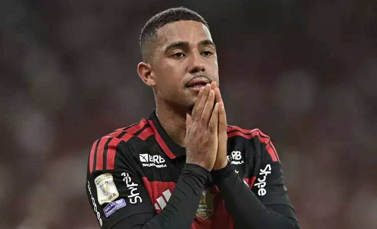 Samuel Lino recupera desempenho e sustenta reforços do Flamengo na janela