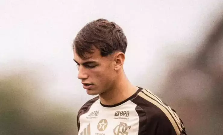 Joaquín Freitas faz primeiro treino no Flamengo no Ninho do Urubu