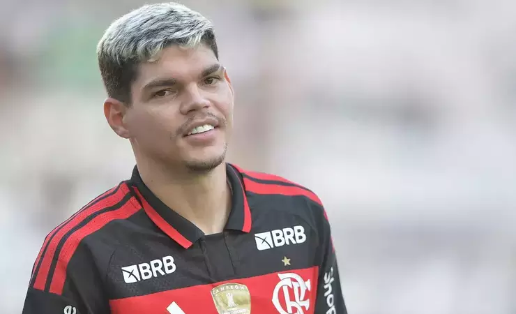 Flamengo vence o Remo por 1 a 0 e reassume a liderança do Brasileiro