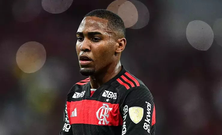 Flamengo negocia a saída de Lorran e busca liberar espaço no elenco