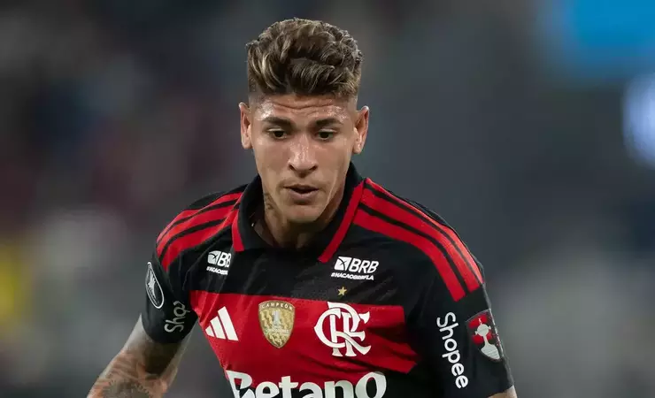 Carrascal decide permanecer no Flamengo após propostas de transferência