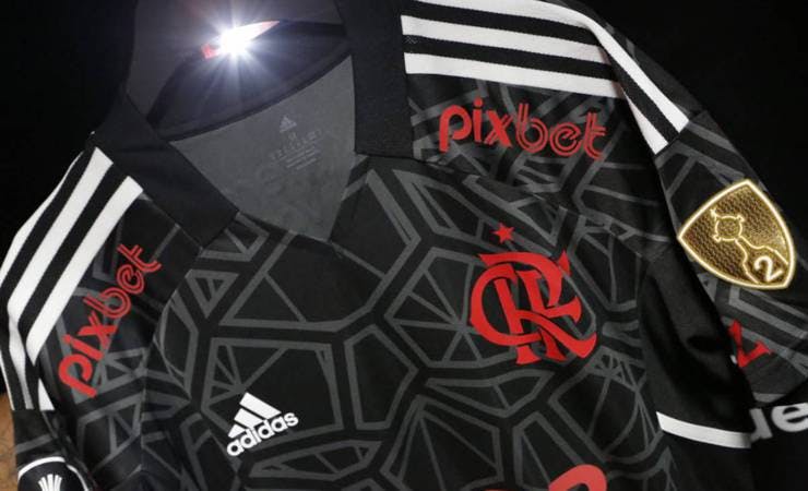 Flamengo irá estrear novo uniforme de goleiros contra a Universidad Católica; veja imagens!