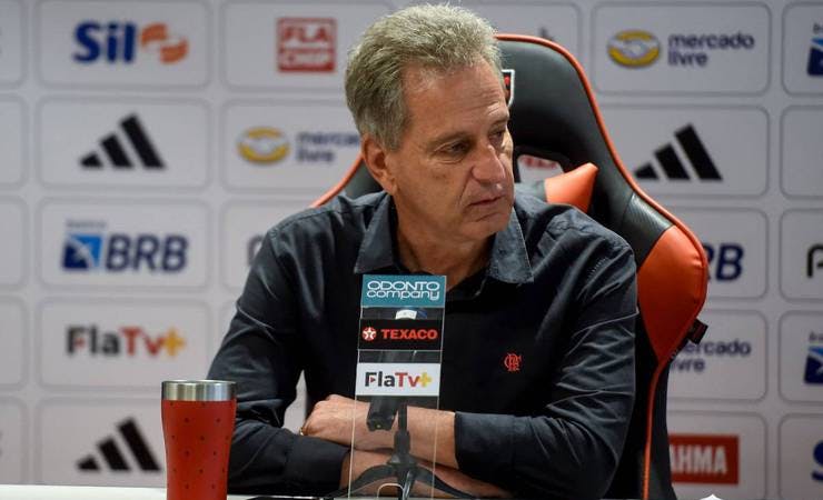 Presidente do Flamengo alfineta o Palmeiras: 'Com a gente querem jogar no sintético'