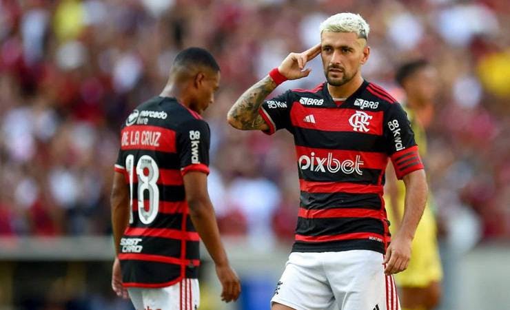 Flamengo passeia contra o Madureira e confirma título da Taça Guanabara