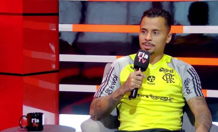 Allan exalta Tite em volta por cima no Flamengo e mira o "Allan do Atlético-MG": "Já já chego no ápice"