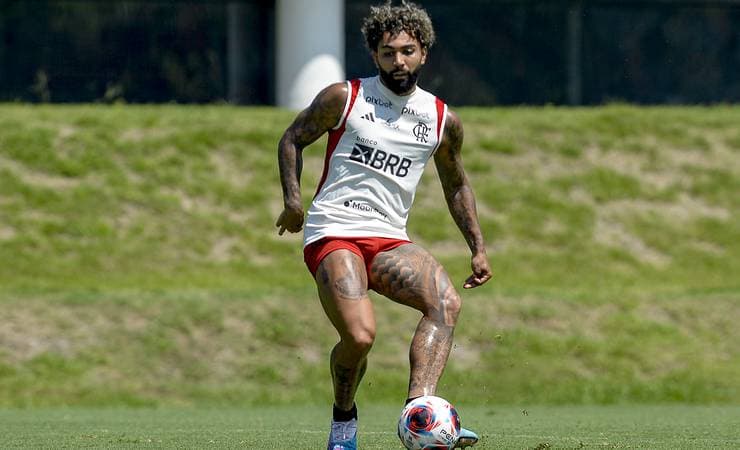 Flamengo espera retorno de Gabigol em volta aos treinamentos no Ninho do Urubu