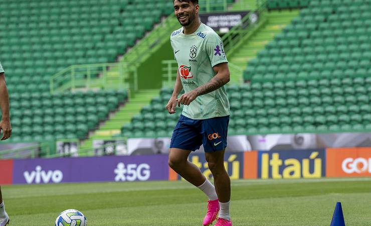 Paquetá comenta novo posicionamento com Joelinton na Seleção e fala em retorno para “casa” no Flamengo