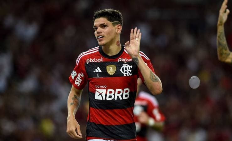 Flamengo não terá Ayrton Lucas e Fabrício Bruno para clássico com o Fluminense