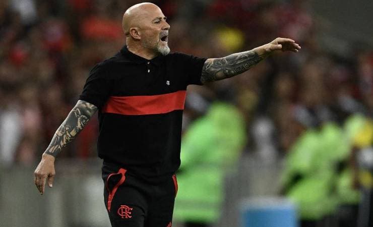 Sampaoli admite surpresa com substituição do Fluminense contra o Flamengo