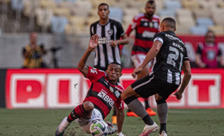 Benfica deve voltar a tentar tirar lateral Wesley do Flamengo