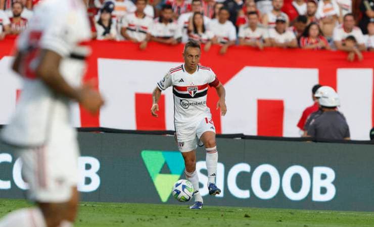 São Paulo terá dois desfalques por suspensão contra o Flamengo; confira
