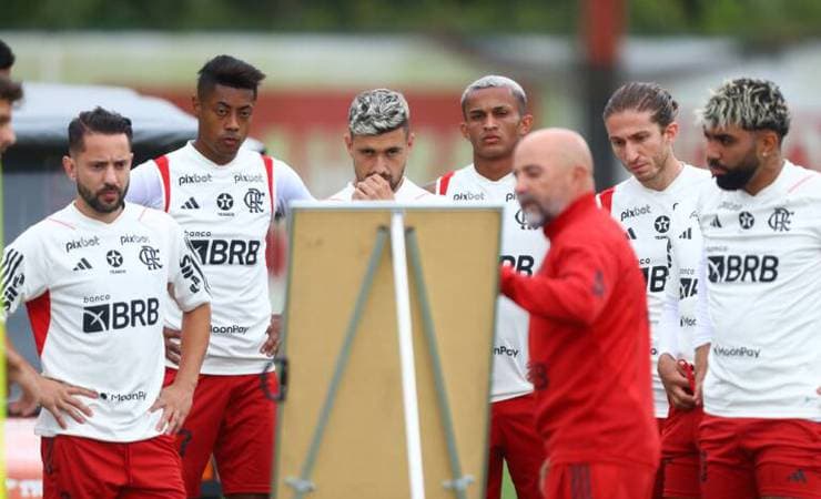 “Plano B” de Sampaoli de jogar com pontas de velocidade no Flamengo não engrena