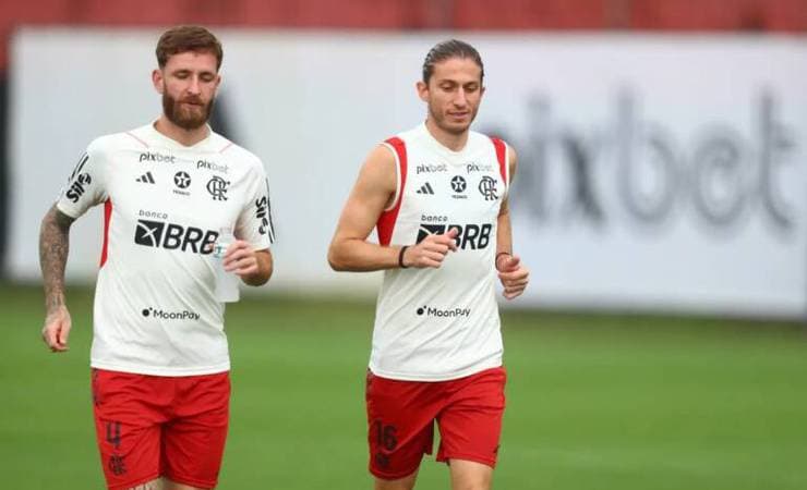 Léo Pereira e Filipe Luís voltam aos treinos e devem reforçar o Flamengo na Libertadores