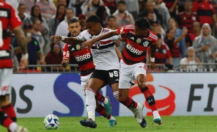 Nathan, do São Paulo, comemora atuação diante do Flamengo: “Uma das minhas melhores”