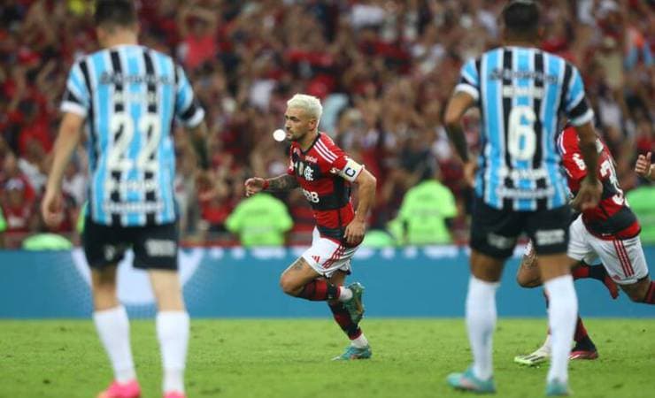 Flamengo elimina Grêmio e será rival do São Paulo na final da Copa do Brasil