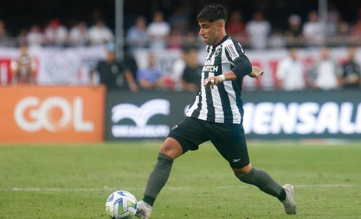 Di Plácido e Tchê Tchê desfalcam o Botafogo no duelo diante do Bahia no Brasileiro