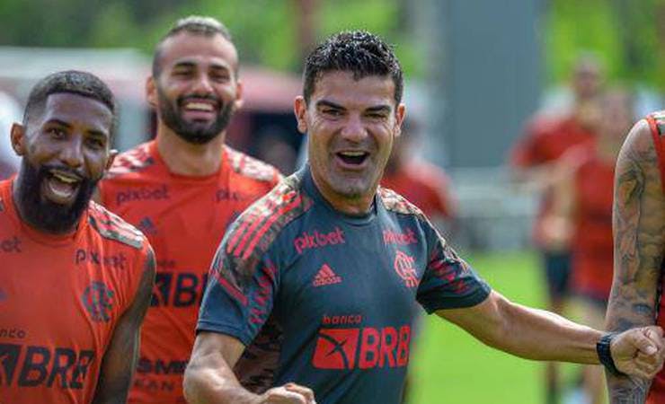 Preparador físico de Paulo Sousa se despede do Flamengo: 'Aventura especial e bonita'