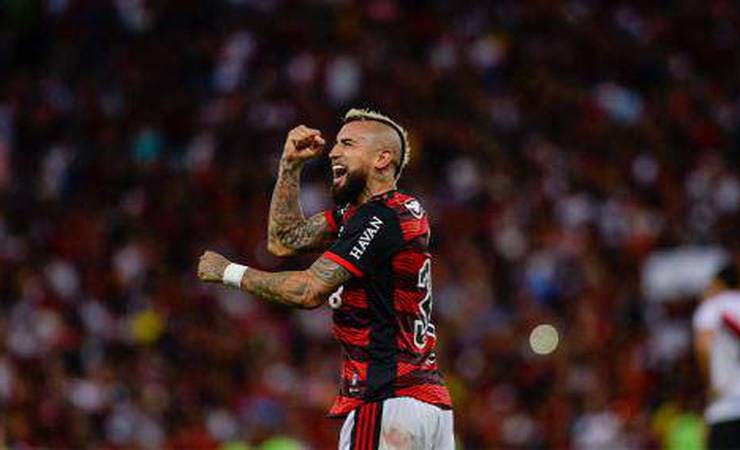 Com trio de reforços, Flamengo faz mudanças na lista de inscritos da Libertadores