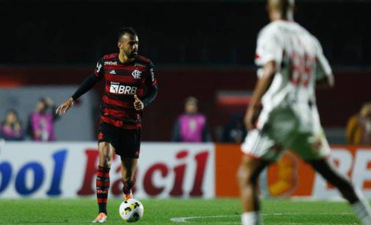 Fabrício Bruno analisa momento do Flamengo e convoca a torcida para jogo decisivo na Copa Libertadores