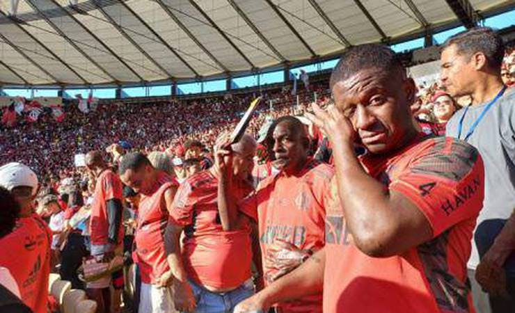 Flamengo realiza ação com Defensoria Pública e leva pessoas em situação de rua ao Maracanã