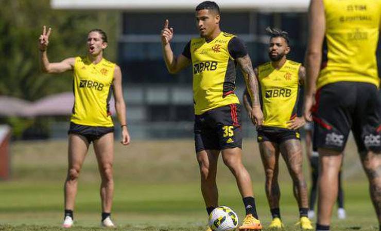 Flamengo finaliza preparação para reencontro com Athletico na Copa do Brasil; veja provável escalação