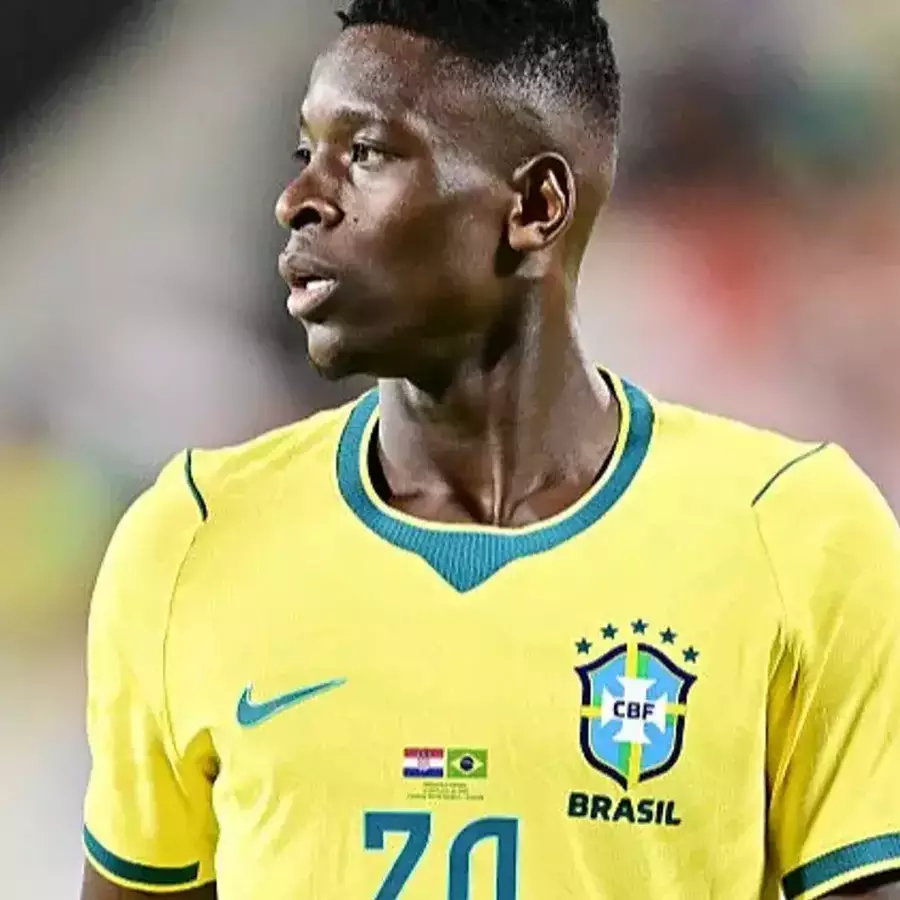 Flamengo monitora Luiz Henrique, mas não vê o atacante como prioridade